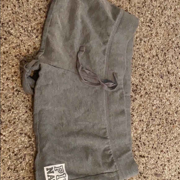 shorts - Picture 2 of 3